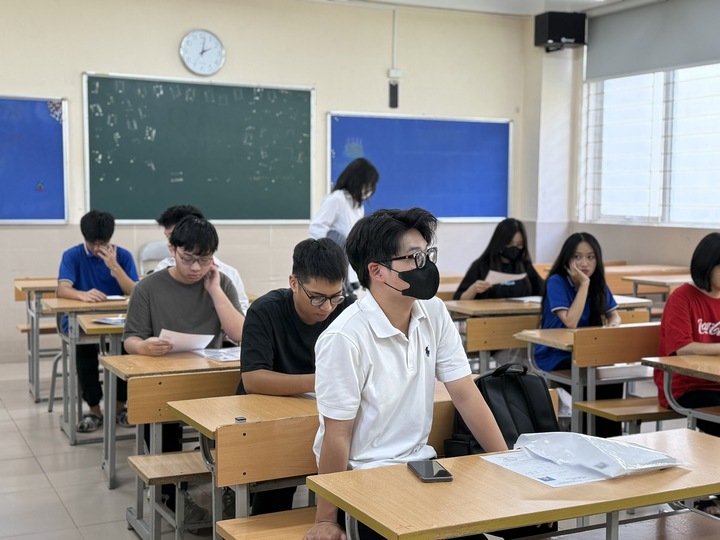 Hôm nay 25/6, 99,16% thí sinh đến làm thủ tục dự thi tốt nghiệp THPT 2025. Ảnh: Hoàng Lan