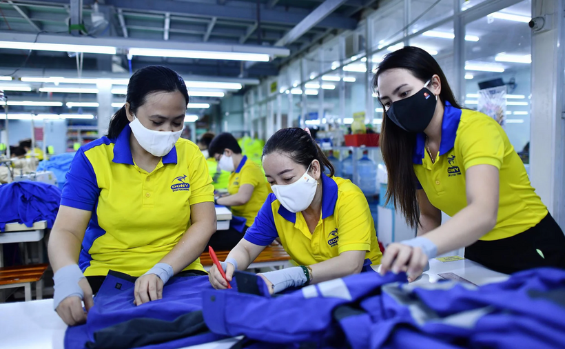 Doanh nghiệp xuất khẩu cần tận dụng ưu đãi từ EVFTA để giảm thuế quan, cải thiện logistic, và mở rộng tiếp cận qua thương mại điện tử sẽ là các chiến lược cần thiết. Ảnh: Khánh An
