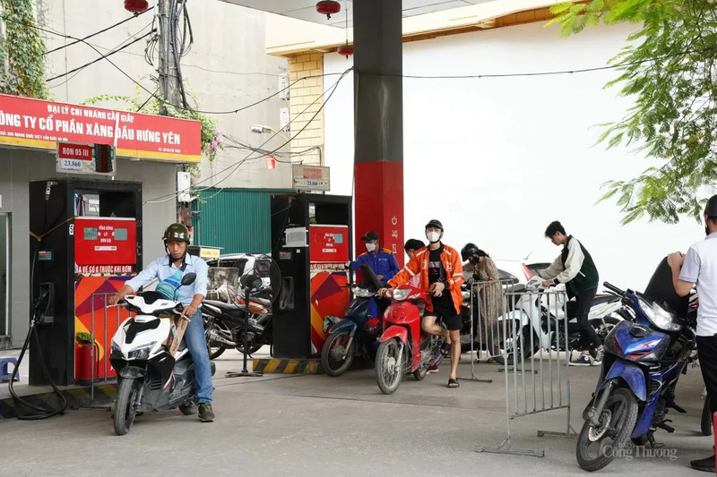Tính đến ngày 31/3/2025, Quỹ Bình ổn giá xăng dầu còn 6.076,3 nghìn tỷ đồng. (Ảnh: Cấn Dũng)