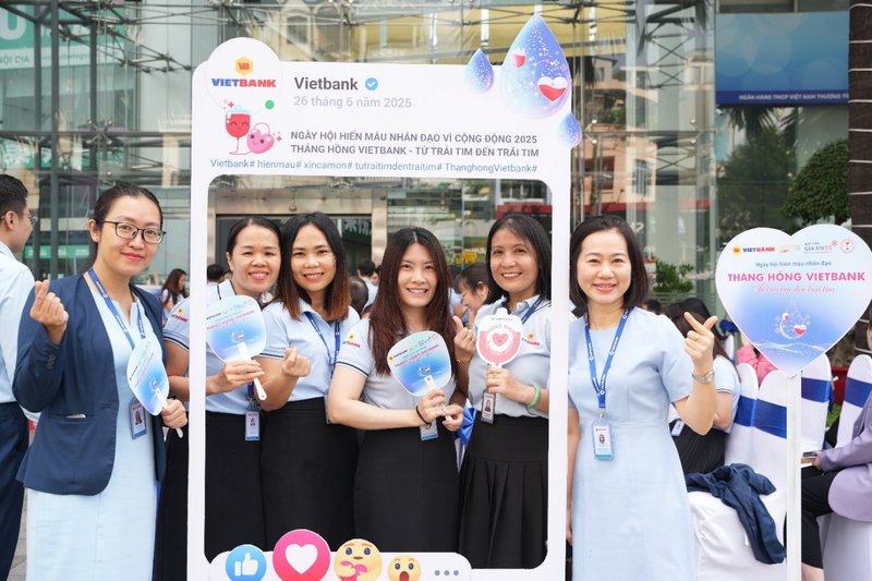 Cán bộ nhân viên của Vietbank hưởng ứng ngày hội hiến máu vì cộng đồng