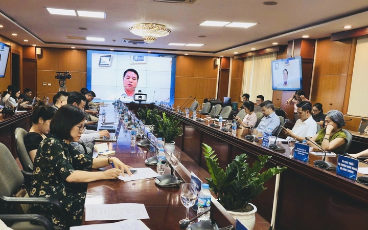 Ông Tạ Đức Minh - Tham tán Thương vụ Việt Nam tại Nhật Bản phát biểu tại hội nghị. Ảnh P.C