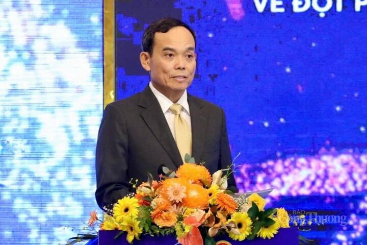 Ông Trần Lưu Quang, Bí thư Trung ương Đảng, Trưởng Ban Chính sách, chiến lược Trung ương phát biểu chỉ đạo. Ảnh: Duy Tín