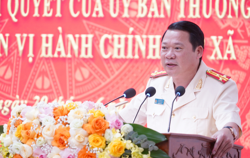 Thượng tá Đỗ Xuân Sơn, Trưởng Công an phường Quảng Phú phát biểu nhận nhiệm vụ. Ảnh: Đình Hợp