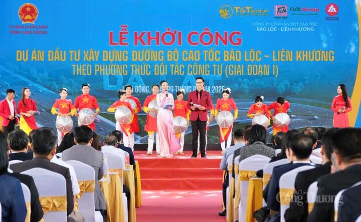 Lễ khởi công dự án đầu tư xây dựng đường bộ cao tốc Bảo Lộc – Liên Khương theo phương thức đối tác công tư (giai đoạn 1).