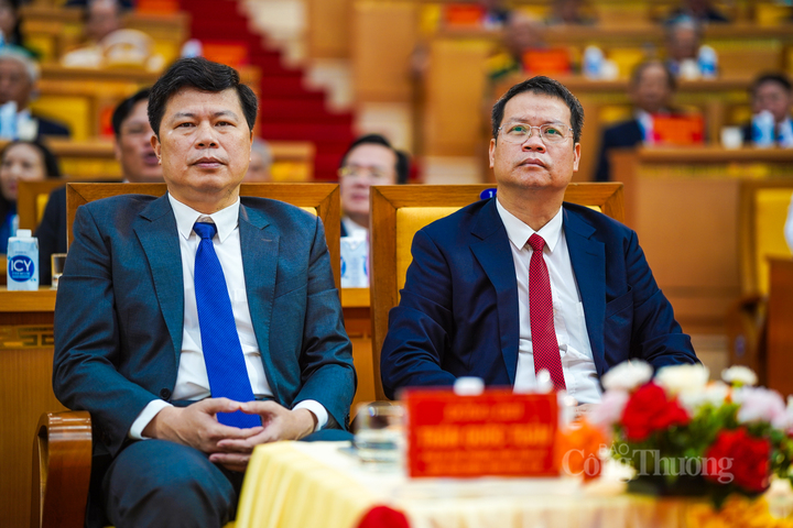 Nhiều lãnh đạo, nguyên lãnh đạo của tỉnh Hưng Yên, tỉnh Thái Bình được mời đến dự Lễ công bố