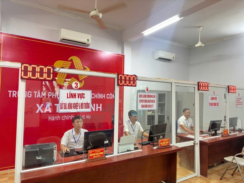 Trung tâm phục vụ hành chính công xã Tân Minh, TP. Hải Phòng. Ảnh: Thu Anh