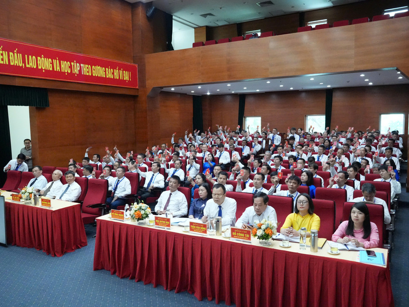 Các đại biểu tham dự đại hội
