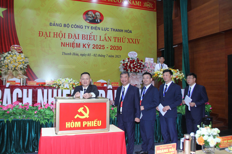 Đại hội tiến hành bầu cử Ban Chấp hành khóa XXIV và đoàn đại biểu đi dự Đại hội Đảng bộ Ủy ban nhân dân tỉnh Thanh Hóa lần thứ Nhất nhiệm kỳ 2025-2030