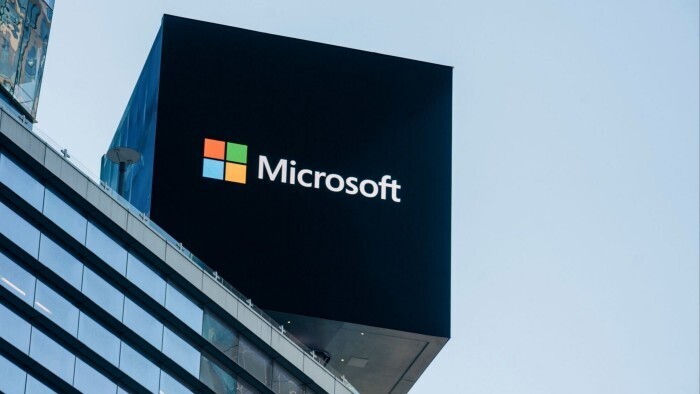 Microsoft xác nhận sẽ cắt giảm gần 4% tổng số nhân viên. Ảnh minh họa: CNBC