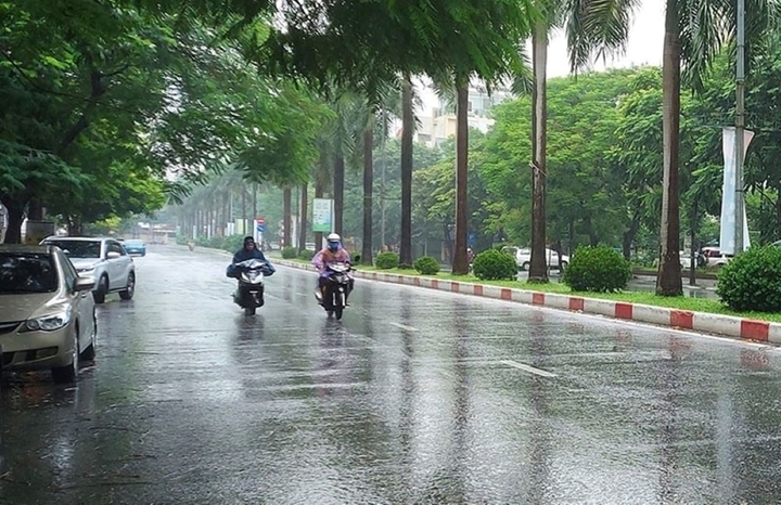 Thời tiết Hà Nội dự báo có mưa. Ảnh minh hoạ