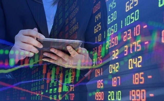 Nhà đầu tư có thể tranh thủ các phiên rung lắc, điều chỉnh để tái cơ cấu danh mục đầu tư, gia tăng tỷ trọng các nhóm ngành có triển vọng kết quả kinh doanh tích cực trong quý 2.