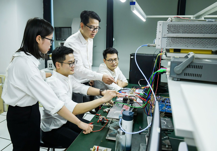 Ngành Công Thương sẽ tiếp tục được tái cơ cấu một cách thực chất, hiệu quả dựa trên khoa học công nghệ, đổi mới sáng tạo và chuyển đổi số. Ảnh minh hoạ