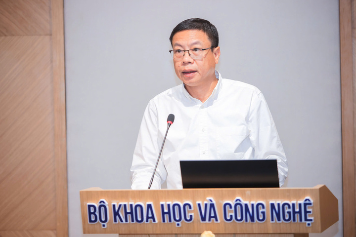 Thứ trưởng Bộ Khoa học và Công nghệ Lê Xuân Định phát biểu