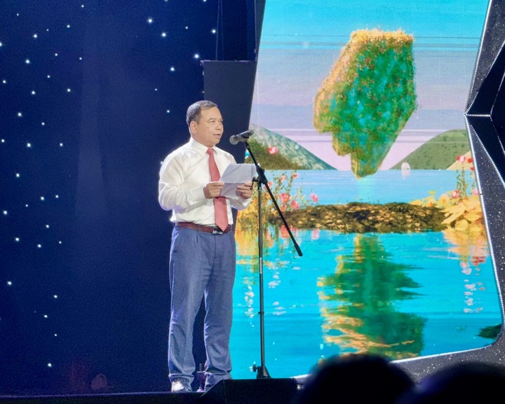 Ông Hoàng Đức Minh, Vụ trưởng Vụ Học sinh, Sinh viên, Bộ Giáo dục và Đào tạo phát biểu. Ảnh: Hoàng Lan