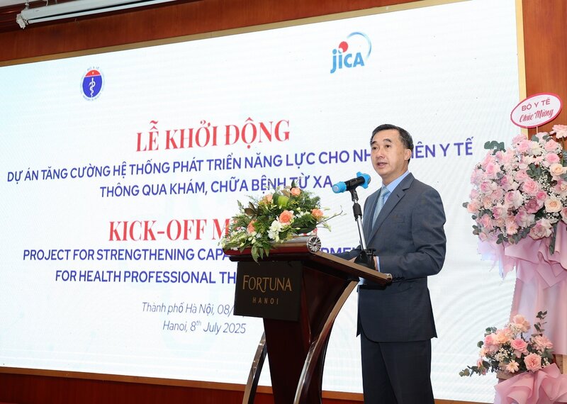 GS.TS. Trần Văn Thuấn, Thứ trưởng Bộ Y tế, Chủ tịch Hội đồng Y khoa Quốc gia phát biểu. Ảnh: Ban tổ chức