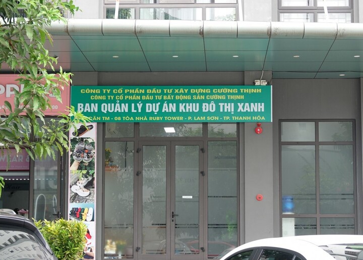 Chủ đầu tư liên tục bội tín với cư dân, lần hứa hẹn tiếp theo sẽ vào ngày 30/8/2025. Ảnh: Quốc Huy