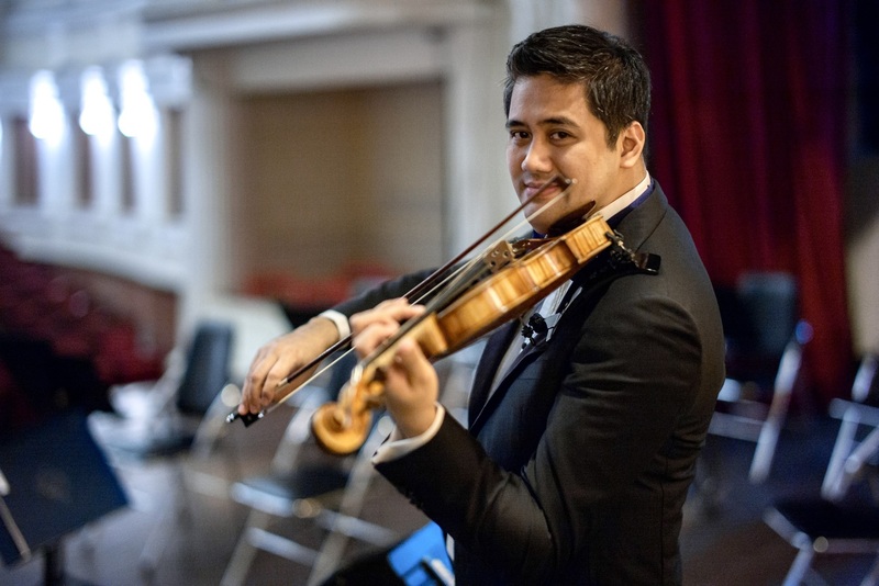 Nghệ sĩ violin Bùi Công Duy