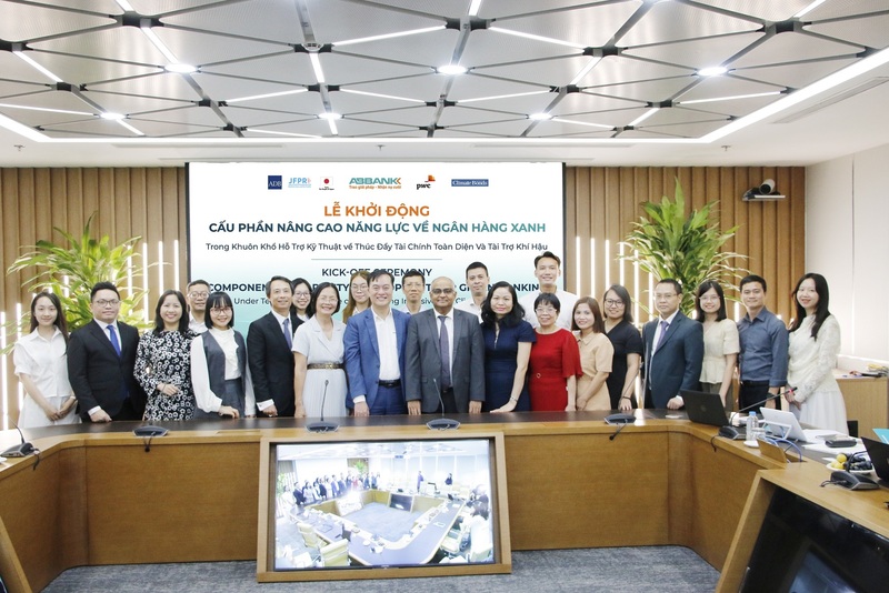 ABBANK chính thức khởi độngchương trình “Nâng cao Nănglực về Ngân hàng xanh”. Ảnh: Ngọc Linh