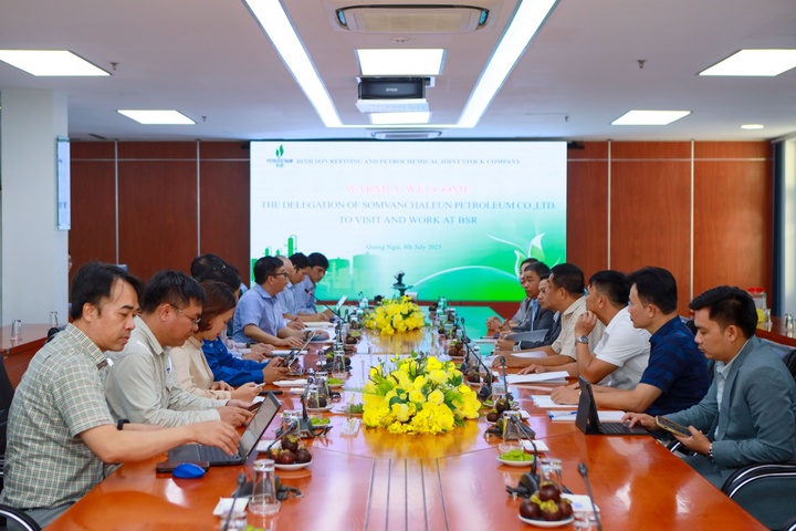 Toàn cảnh buổi làm việc giữa hai đơn vị. (Ảnh: BSR)