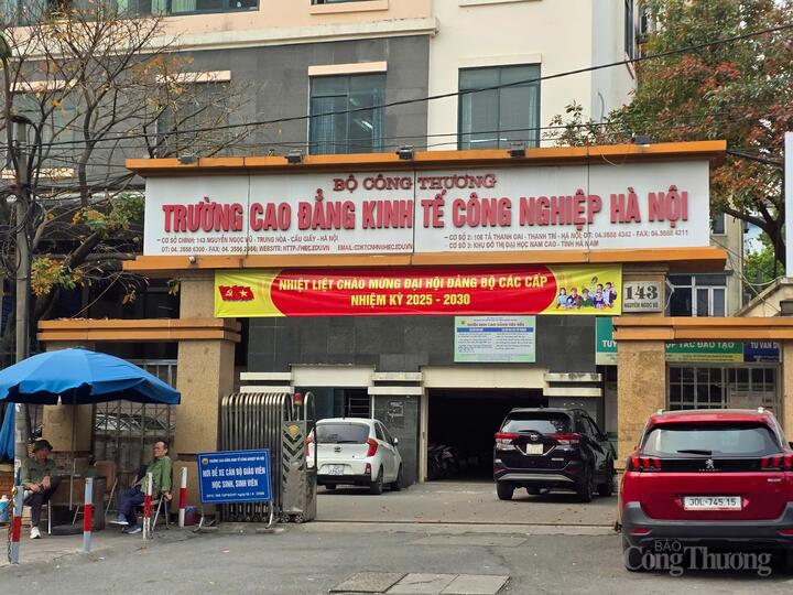 Trường cao đẳng Kinh tế Công nghiệp Hà Nội cơ sở 1 số 143 Nguyên Ngọc Vũ - Hà Nội