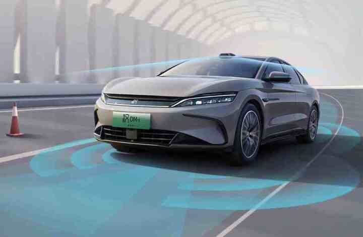 BYD cam kết chịu trách nhiệm nếu hệ thống hỗ trợ lái "God’s Eye" gây thiệt hại khi đỗ xe tự động tại Trung Quốc. Ảnh: BYD