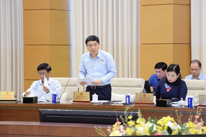 Chủ nhiệm Ủy ban Văn hóa, Giáo dục Nguyễn Đắc Vinh. Ảnh: QH