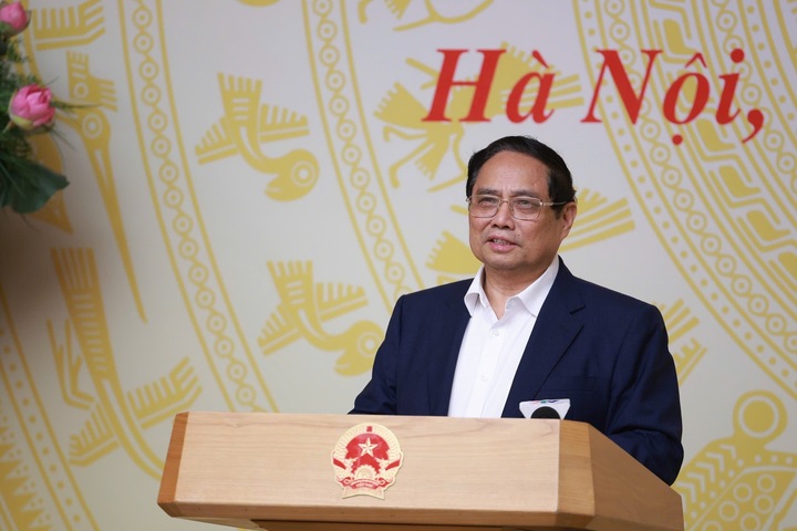 Thủ tướng Phạm Minh Chính nhấn mạnh: Nghiên cứu đề xuất điều chỉnh, bổ sung chính sách, pháp luật về đất đai. Ảnh: VGP/Nhật Bắc