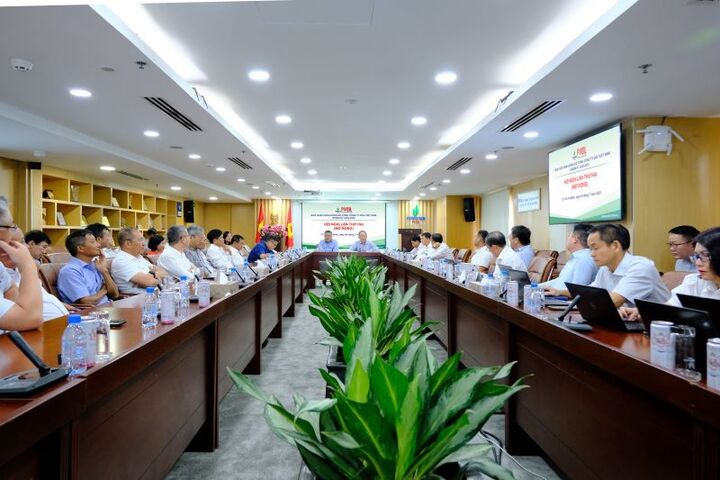 Hội nghị Ban Chấp hành Đảng bộ PVOIL lần thứ hai (mở rộng), nhiệm kỳ 2025-2030 (Ảnh: PVOIL)