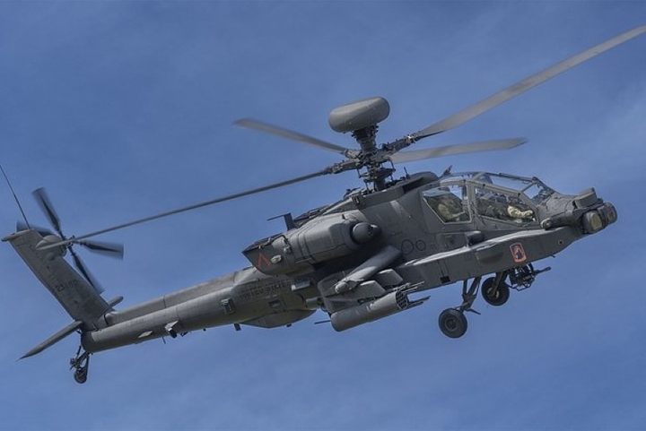 Trực thăng tấn công AH-64E. Ảnh: Topwar