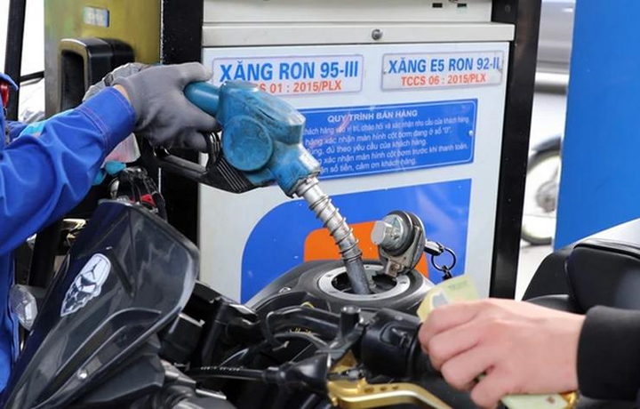 Giá xăng dầu trong nước hôm nay ngày 15/7/2025. Ảnh minh hoạ