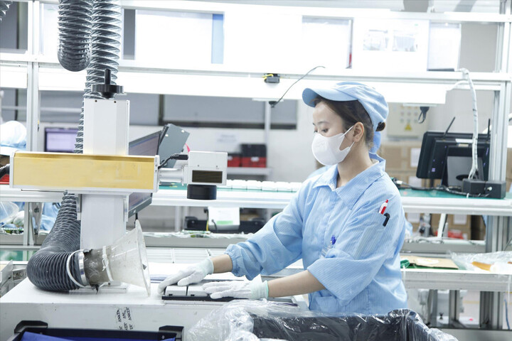 Sản xuất công nghiệp 6 tháng đầu năm khởi sắc, tạo nền tảng cho phục hồi kinh tế và tăng trưởng trong những tháng cuối năm 2025. Ảnh: TT