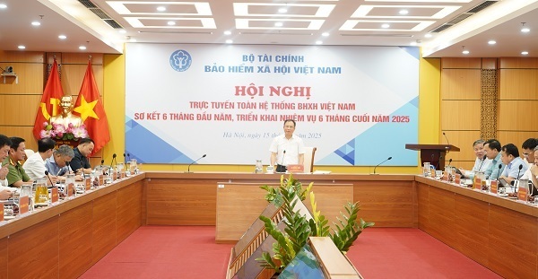 Hội nghị trực tuyến toàn quốc sơ kết công tác 6 tháng đầu năm và triển khai nhiệm vụ 6 tháng cuối năm 2025. Ảnh: BHXH Việt Nam