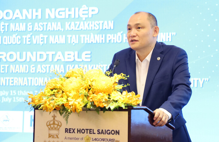 Ông Kanat Tumysh, Đại sứ Đặc mệnh toàn quyền Kazakhstan tại Việt Nam. Ảnh: Minh Khuê