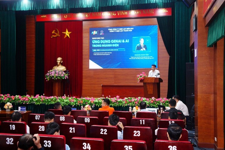 PC Thanh Hóa đã mở lớp đào tạo ứng dụng Genal&AI trong ngành điện