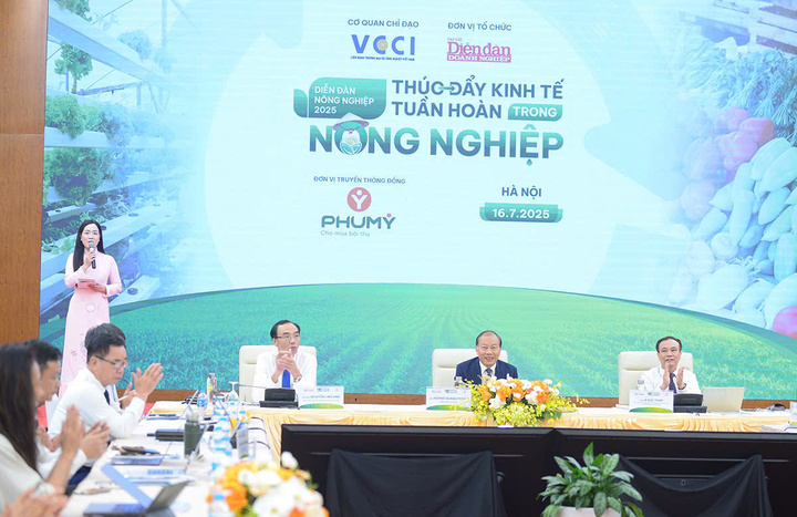 Thông tin tại diễn đàn cho thấy, thúc đẩy kinh tế tuần hoàn trong nông nghiệp là hướng đi tất yếu. Ảnh: NH