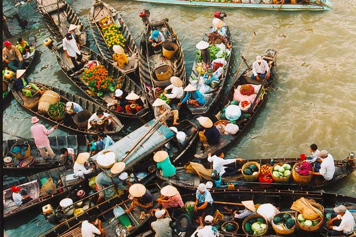 Chợ nổi Cái Răng là một phần bản sắc văn hóa của TP. Cần Thơ. Ảnh: Cantho.gov.vn