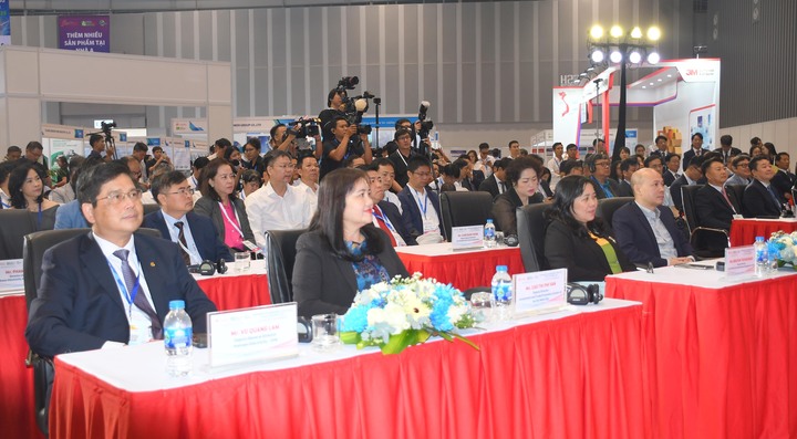 Đại biểu tham dự sự kiện. Ảnh: Minh Khuê.