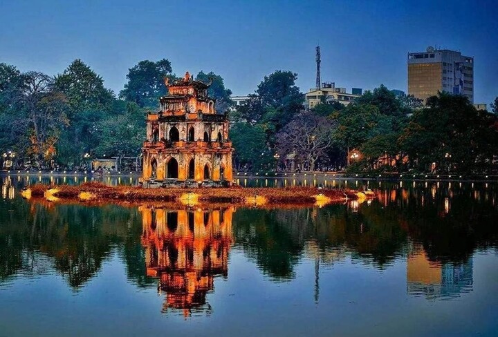 Hà Nội là điểm đến được người Việt tìm kiếm nhiều nhất trong kỳ nghỉ lễ Quốc khánh năm nay, tăng vọt từ vị trí thứ 7 lên vị trí số 1 so với cùng kỳ năm ngoái. Ảnh: Booking.com