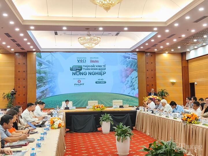 Diễn đàn nông nghiệp 2025 tổ chức vào chiều 16/7. Ảnh: Nguyễn Hoà