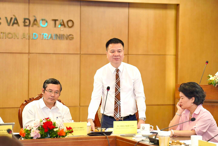 Nhà báo Triệu Ngọc Lâm, Tổng Biên tập Báo Giáo dục và Thời đại phát biểu