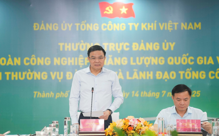 Bí thư Đảng ủy, Chủ tịch HĐTV Petrovietnam đánh giá cao nỗ lực của Đảng bộ, Ban lãnh đạo PV GAS (Ảnh: PV GAS)