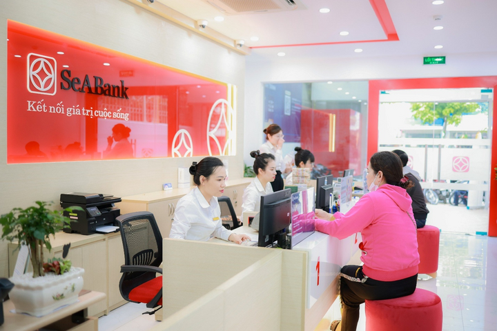 SeABank được vinh danh tại 3 hạng mục