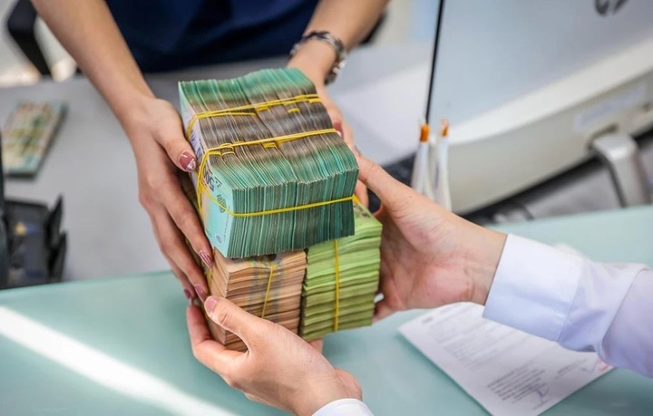 Việc thực hiện khung tài chính bền vững của ngân hàng không chỉ là công cụ nền tảng huy động vốn, mà còn giúp định hướng chiến lược trong hoạt động cấp tín dụng. Ảnh: Văn Hưng