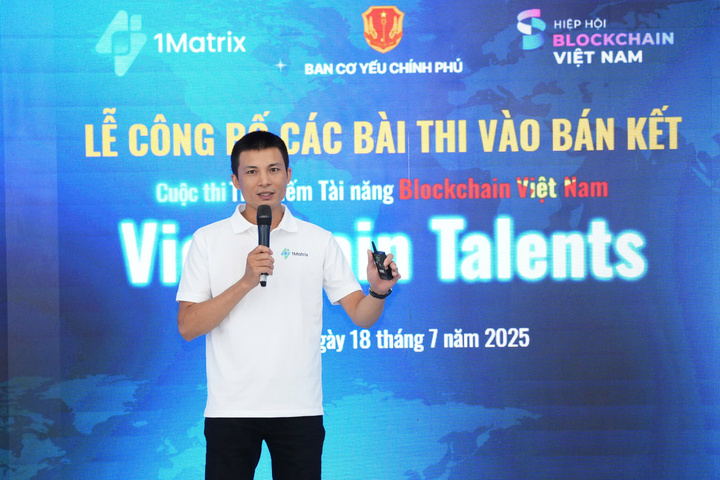 Ông Đỗ Văn Thuật, Giám đốc Giải pháp và Kiến trúc Blockchain, Công ty 1Matrix phát biểu tại sự kiện. Ảnh: Hoàng Lan