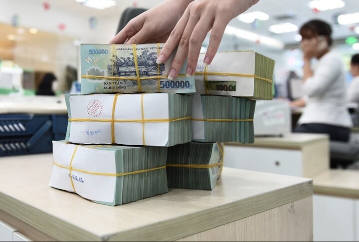Nợ thuế hơn 1,6 tỷ đồng, Công ty TNHH MTV Quang Yên - Lai Châu bị Thuế tỉnh Lai Châu cưỡng chế thuế bằng biện pháp trích tiền từ tài khoản. Ảnh minh họa