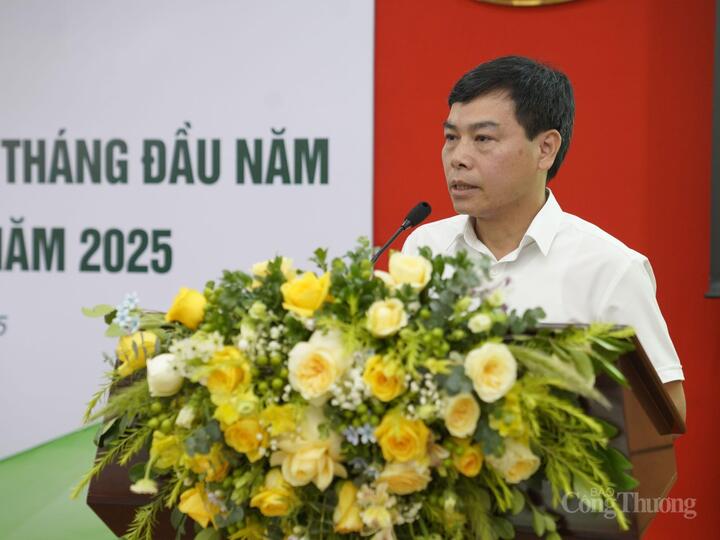 Ông Tống Ngọc Thắng – Giám đốc Công ty Matexim tham luận tại hội nghị