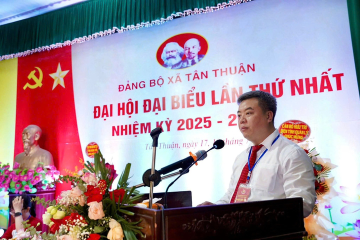 Tại Đại hội, đồng chí Phạm Chí Công được chỉ định làm Bí thư Đảng ủy, Chủ tịch HĐND xã Tân Thuận
