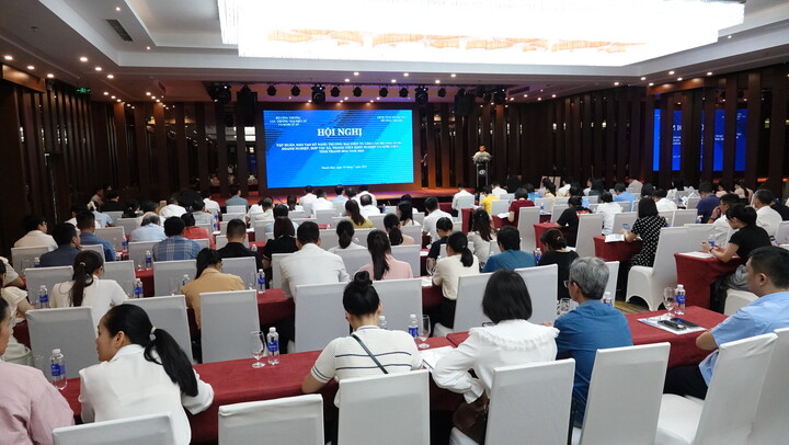 Toàn cảnh hội nghị