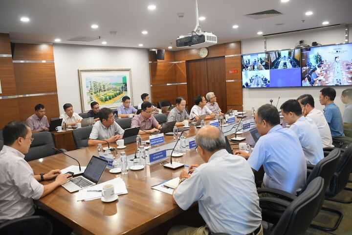 Ban lãnh đạo NSMO họp trực tuyến với Trung tâm điều độ hệ thống điện các miền để triển khai các giải pháp cấp bách ứng phó nắng nóng, mưa bão