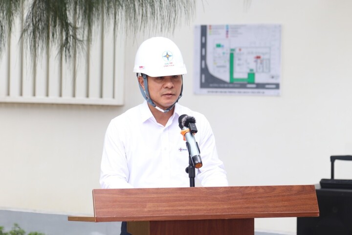 Phó trưởng phòng Kỹ thuật và An toàn Nhà máy Nhiệt điện Vĩnh Tân 4 Nguyễn Trọng Dũng phát biểu khai mạc các buổi diễn tập